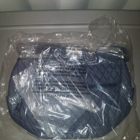 NWT/NBU Vera Bradley Go ahead Convertible Crossbody in Moonlight Navy - Picture 2 of 4